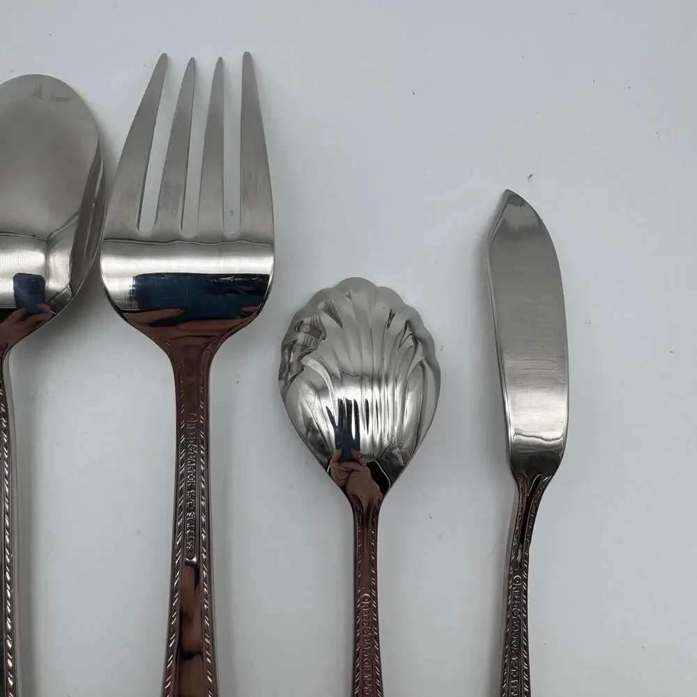 Reed & Barton Tradition Tanglewood 5 Piece Hostess Set Serving Spoon